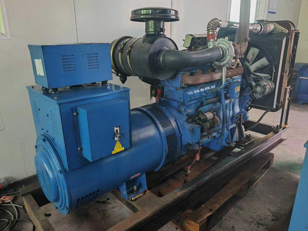百色100kW柴油发电机组使用多级机油有哪些优缺点？